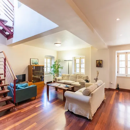 Old Town Maisonette - Outdoor Space *